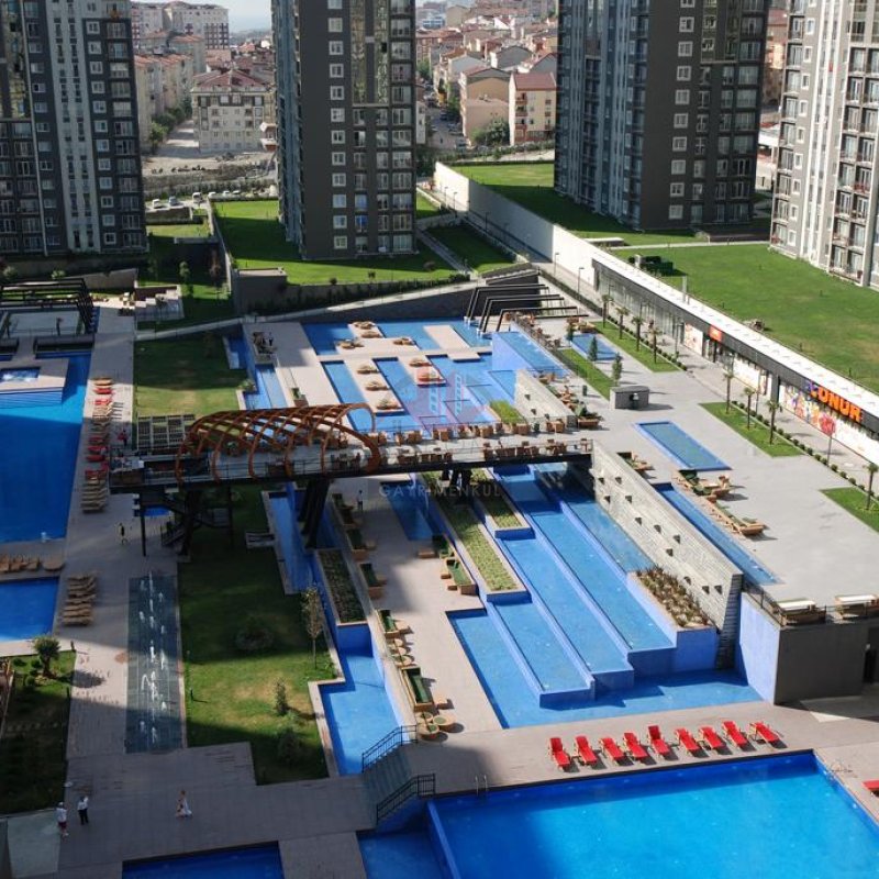 İNNOVİA 2 SİTESİNDE FULL HAVUZ MANZARALI BALKONLU 1+1 SATILIK DAİRE 