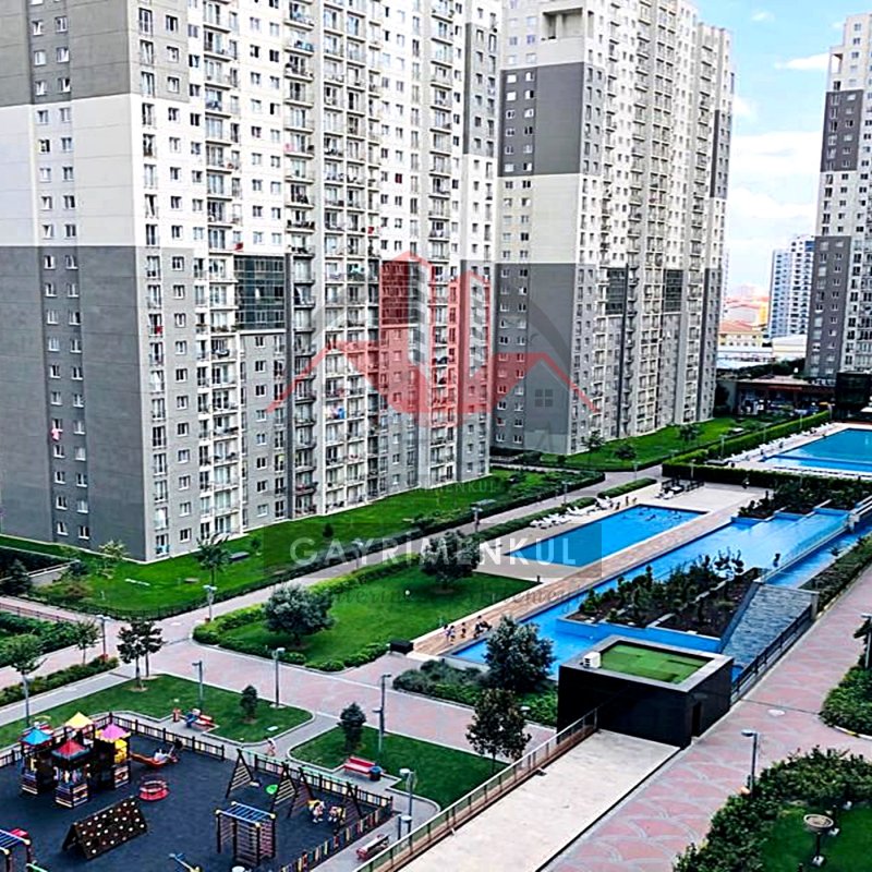 SİTE İÇERİSİNDE KİRACISIZ EŞYALI KAT MÜLKİYET TAPULU 1+1 SATILIK AKTİVİTELi KREDİYE UYGUN