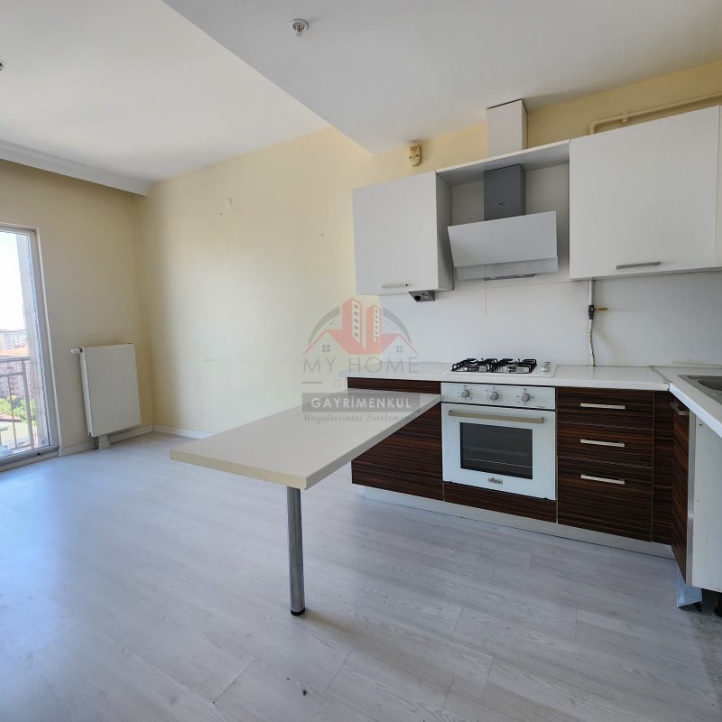 ŞEHİR CEPHELİ 1+1 SATILIK DAİRE 